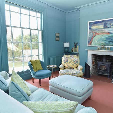Arden Villa, Sleeps 8, Moments From The Golden Sandy Beach Of Ryde Райд Экстерьер фото